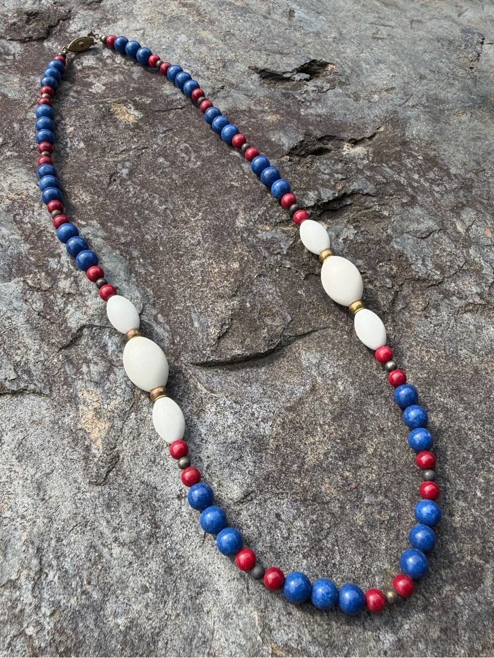 Vintage Gemstone Beaded Necklace Red White & Blue
